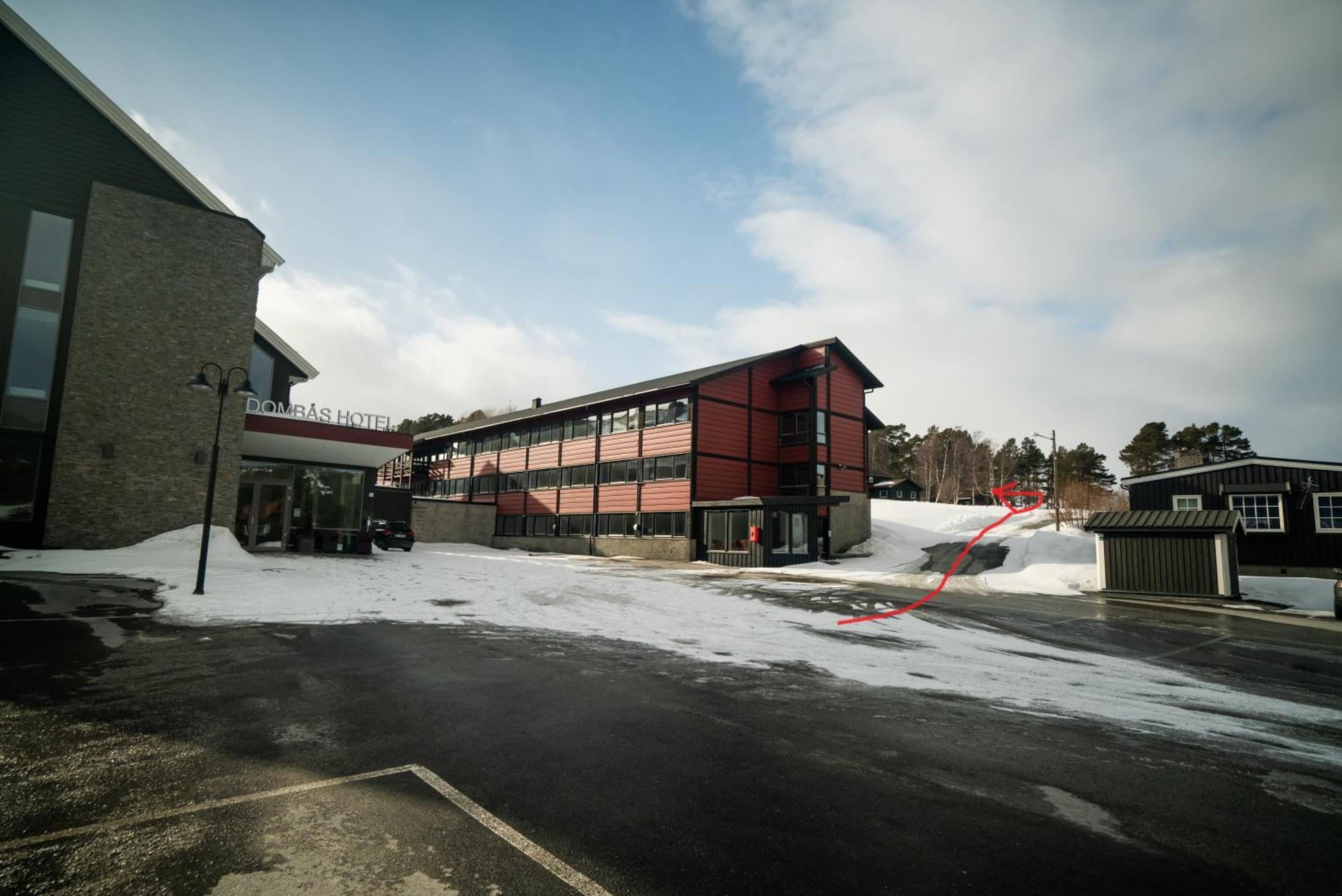 Dombastun Motel Exterior photo